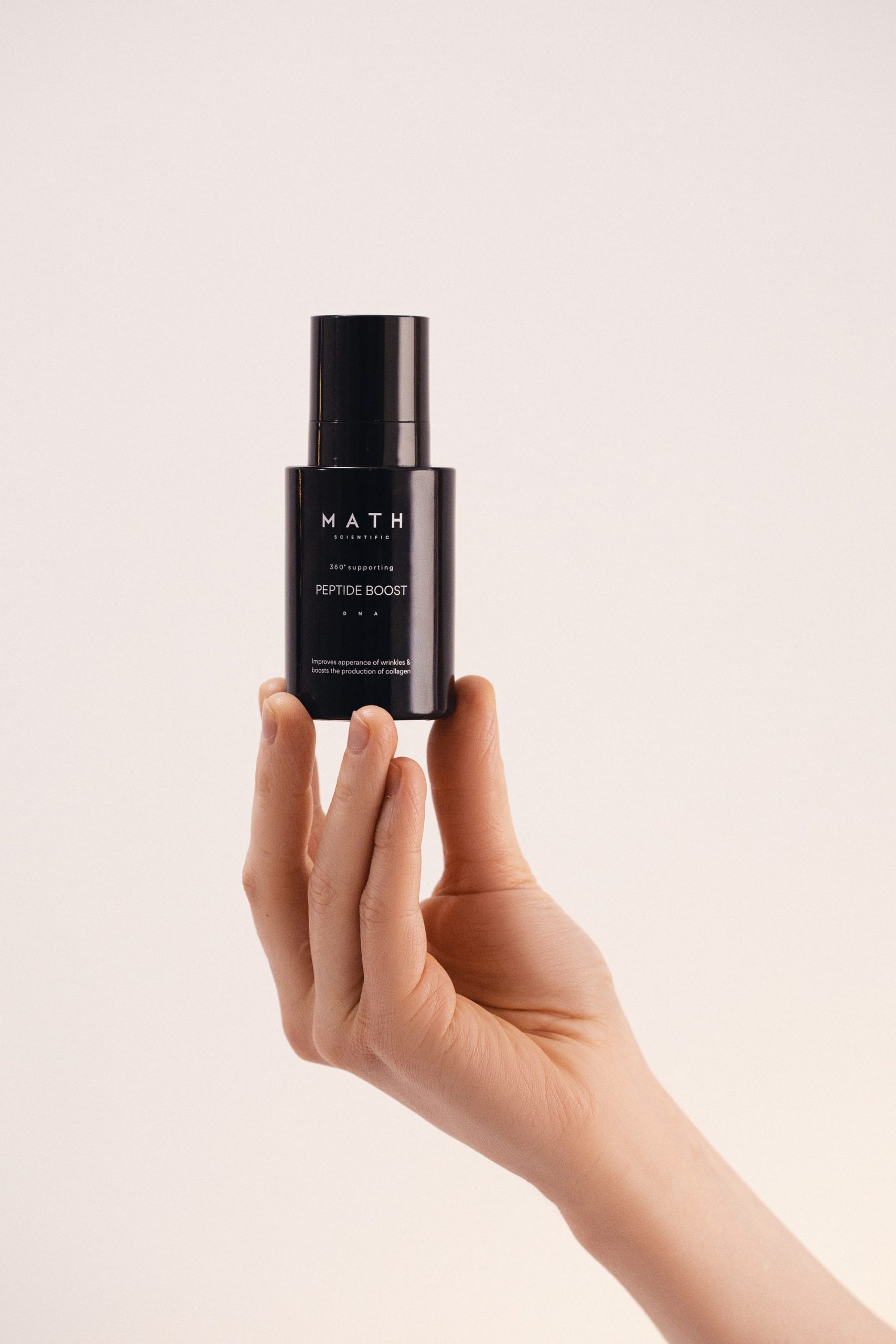 Serum MATH Peptide Boost — ujęcie packshotowe
