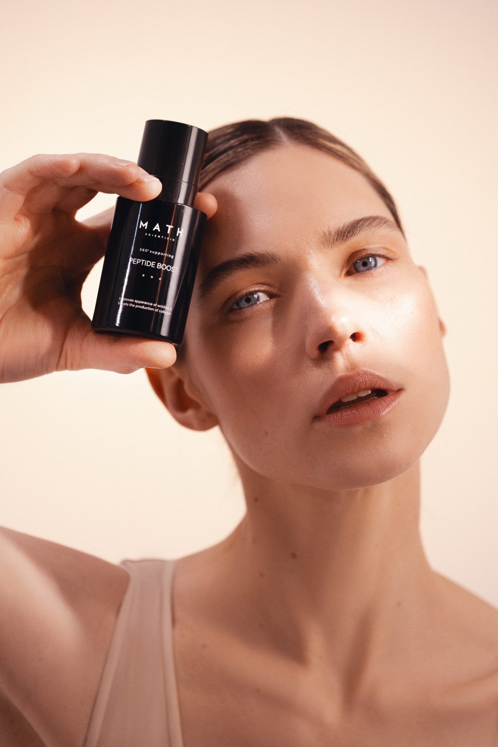 Tekstura serum MATH Peptide Boost